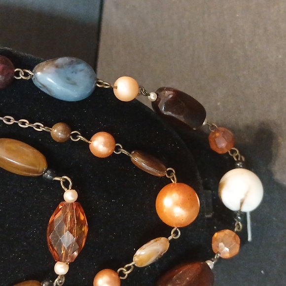 Triple layer boho faux stone necklace - Picture 3 of 8